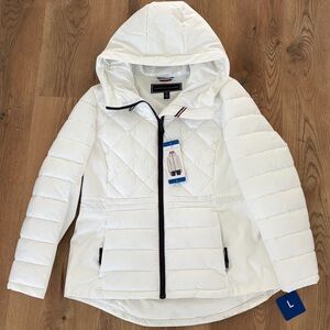 Tommy Hilfiger Women's White Hooded Puffer Jacket